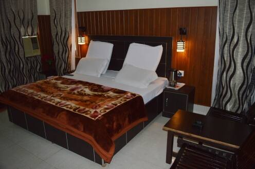 Kailash Hotel, Jammu 3